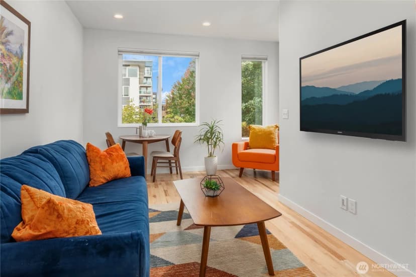 Property photo for 4407 44th Avenue Sw #a, Seattle photo 11