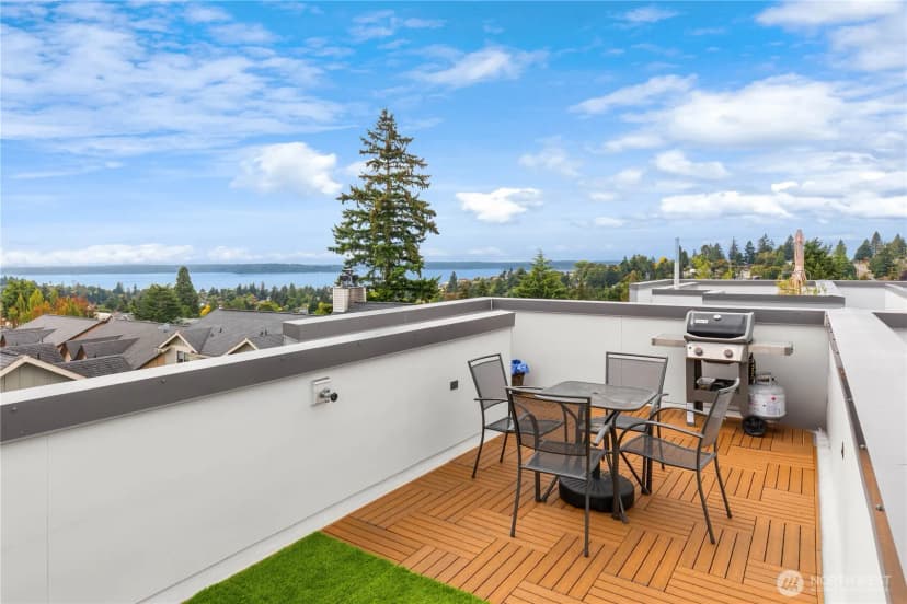 Property photo for 4407 44th Avenue Sw #a, Seattle photo 22