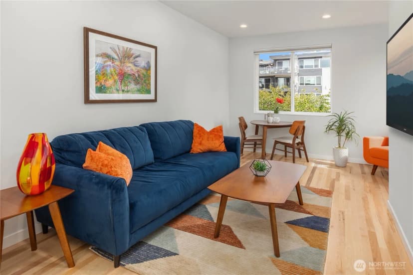 Property photo for 4407 44th Avenue Sw #a, Seattle photo 6