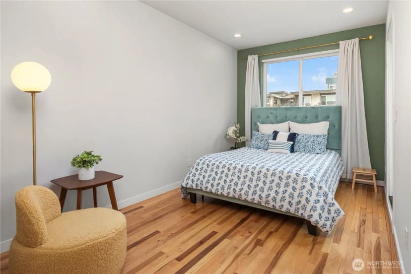 Property photo for 4407 44th Avenue Sw #a, Seattle photo 18