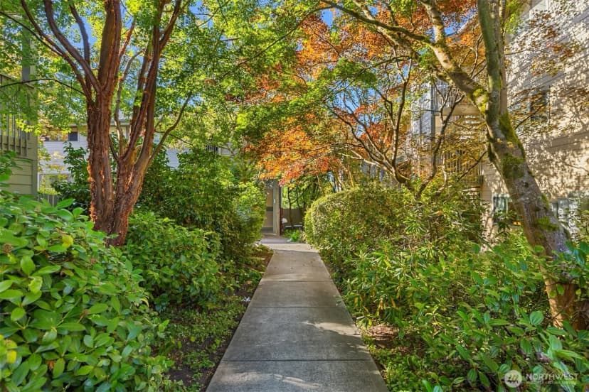 Property photo for 350 Grow Avenue Nw #a1, Bainbridge Island photo 3