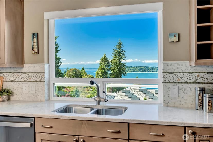 Property photo for 8601 54th Place W, Mukilteo photo 12