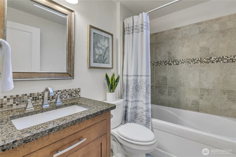 Property photo for 5004 63rd Avenue W, University Place photo 24