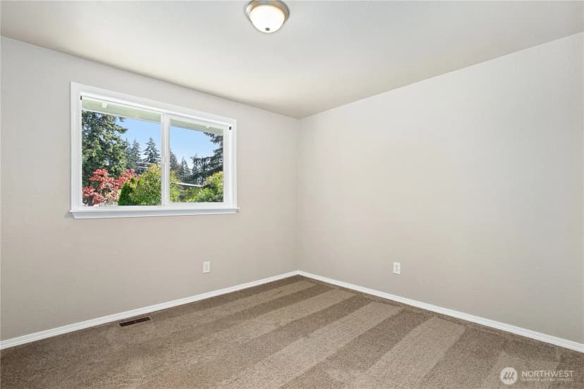Property photo for 15914 57th Avenue Ct E, Puyallup photo 20