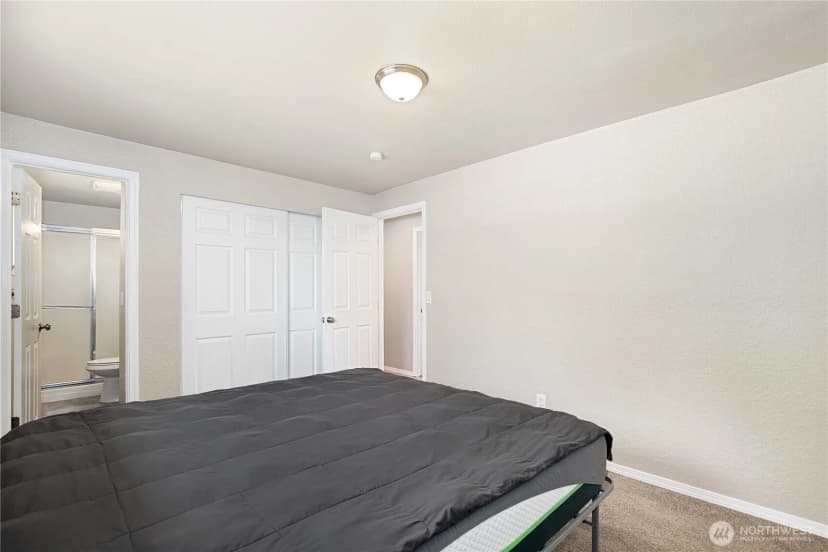 Property photo for 15914 57th Avenue Ct E, Puyallup photo 16