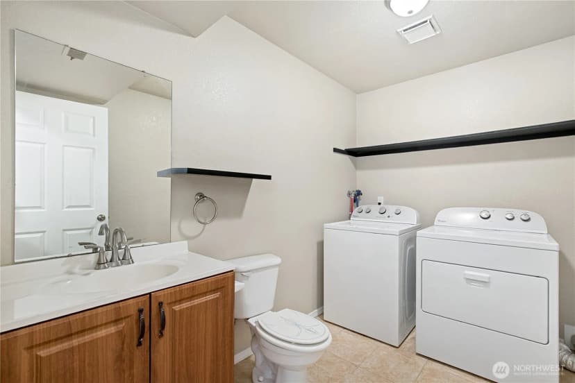 Property photo for 15914 57th Avenue Ct E, Puyallup photo 26