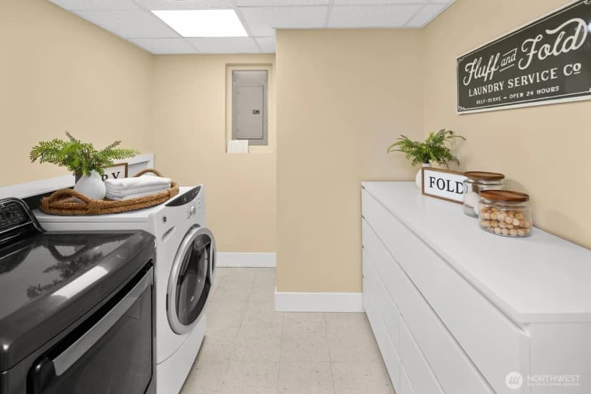 Property photo for 3825 Ne 115th Street, Seattle photo 28