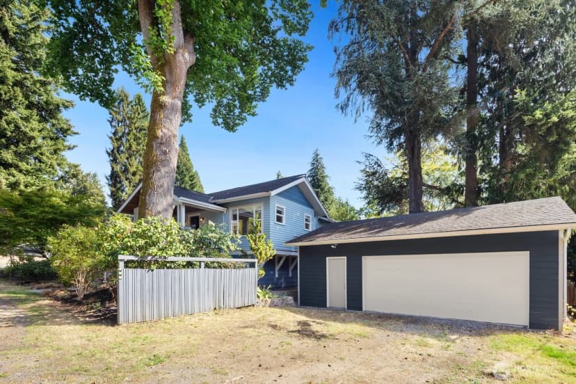 Property photo for 3825 Ne 115th Street, Seattle photo 37