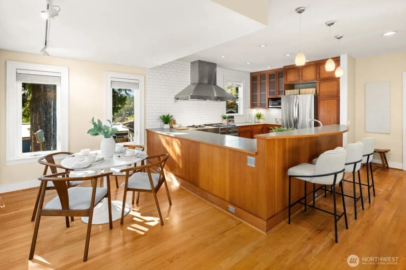 Property photo for 3825 Ne 115th Street, Seattle photo 16
