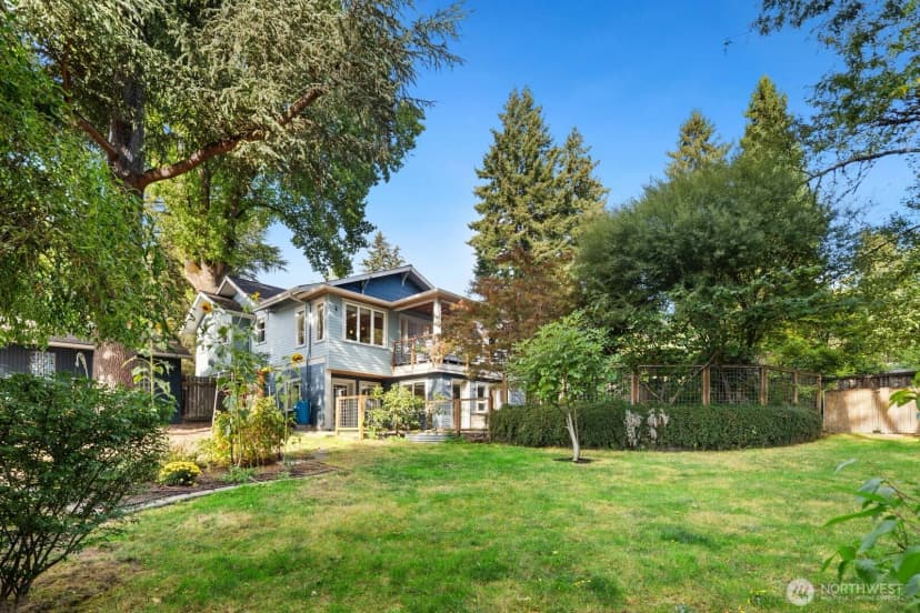 Property photo for 3825 Ne 115th Street, Seattle photo 35