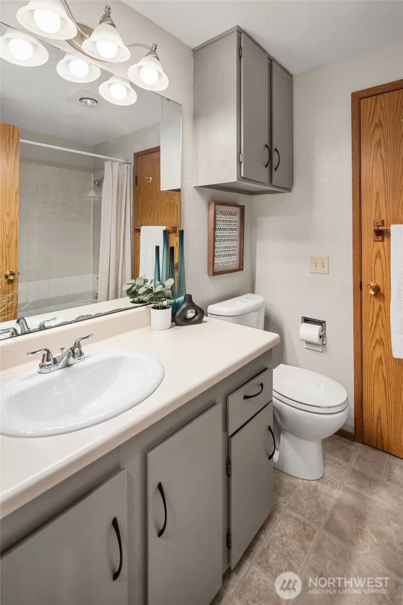Property photo for 19853 25th Avenue Ne #312, Shoreline photo 20