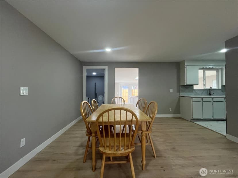 Property photo for 22817 96th Avenue S, Kent photo 14