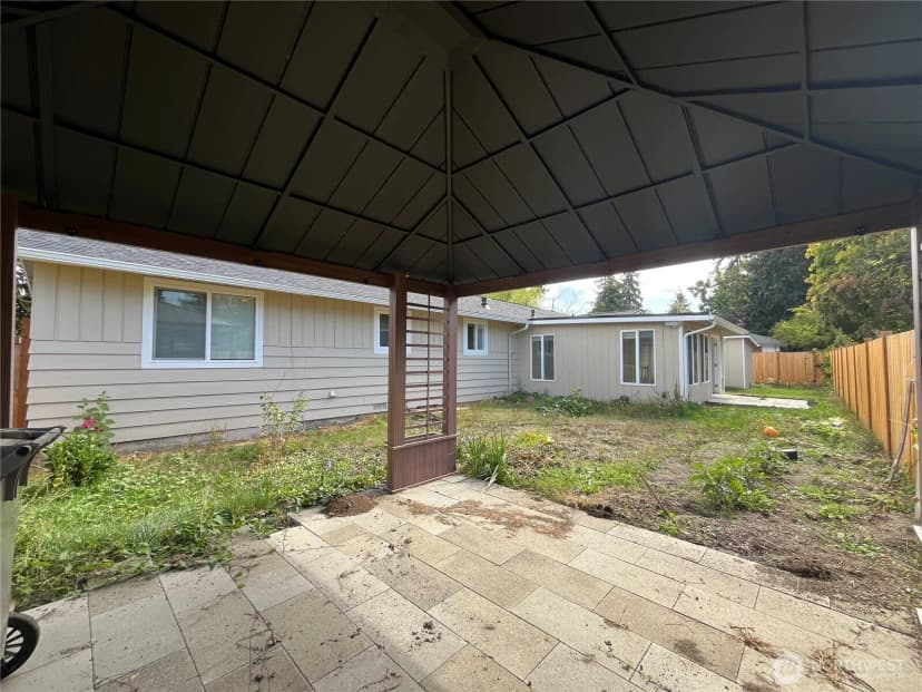 Property photo for 22817 96th Avenue S, Kent photo 19