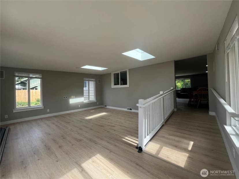 Property photo for 22817 96th Avenue S, Kent photo 17