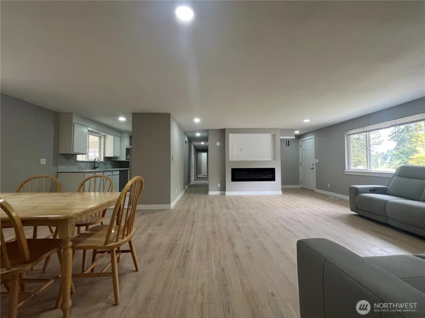 Property photo for 22817 96th Avenue S, Kent photo 5