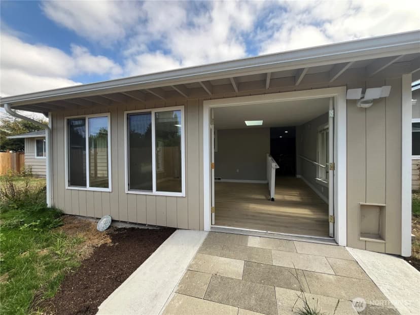 Property photo for 22817 96th Avenue S, Kent photo 18
