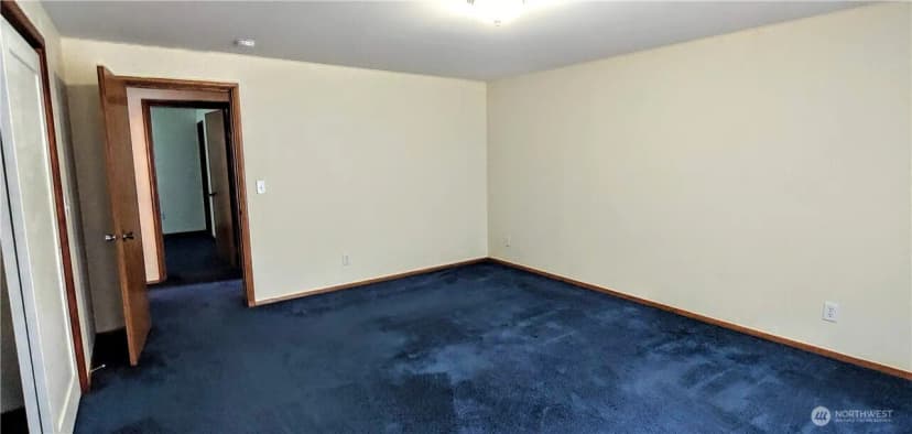 Property photo for 341 Mackenzie Drive, Camano Island photo 10