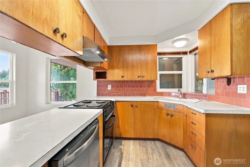 Property photo for 1536 Shorewood Drive, Bremerton photo 19