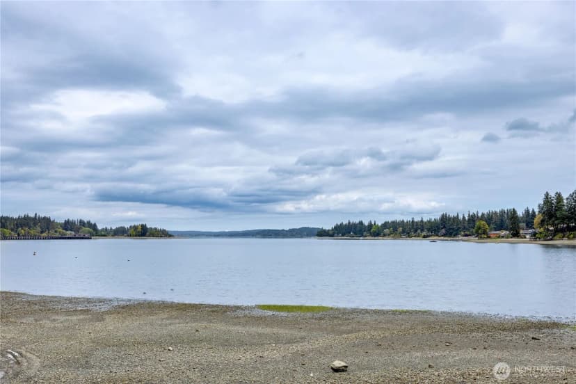 Property photo for 1536 Shorewood Drive, Bremerton photo 11