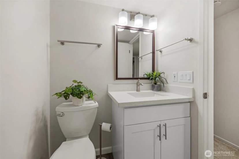 Property photo for 10819 Ne 37th Place #221, Bellevue photo 19