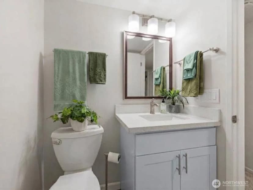 Property photo for 10819 Ne 37th Place #221, Bellevue photo 20