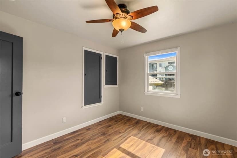 Property photo for 3 Island View Street, Wenatchee photo 10