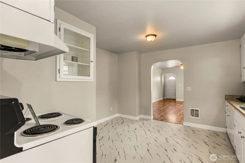 Property photo for 3 Island View Street, Wenatchee photo 19