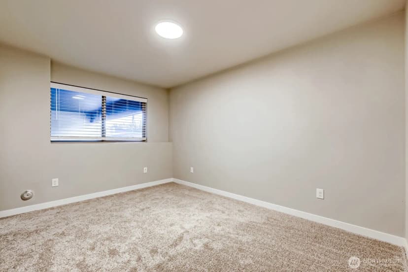 Property photo for 16310 1st Avenue Ne, Duvall photo 22
