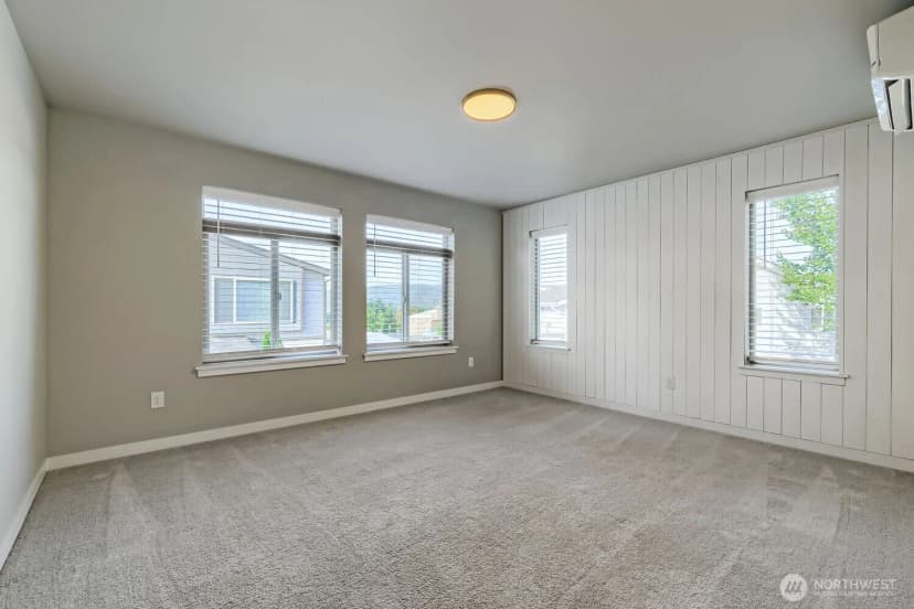 Property photo for 16310 1st Avenue Ne, Duvall photo 26