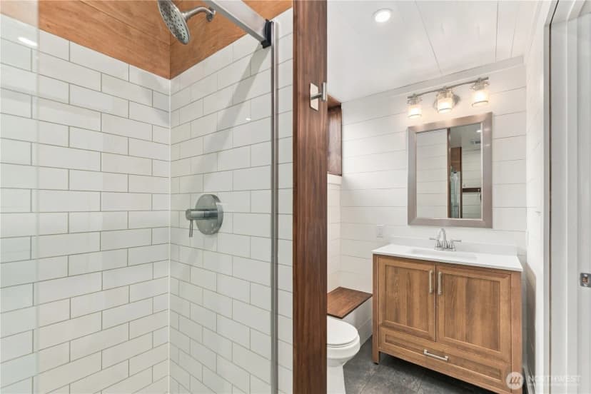 Property photo for 15 Orchard Road, Tacoma photo 21