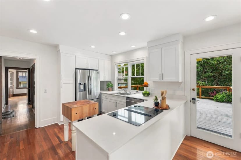 Property photo for 15 Orchard Road, Tacoma photo 13