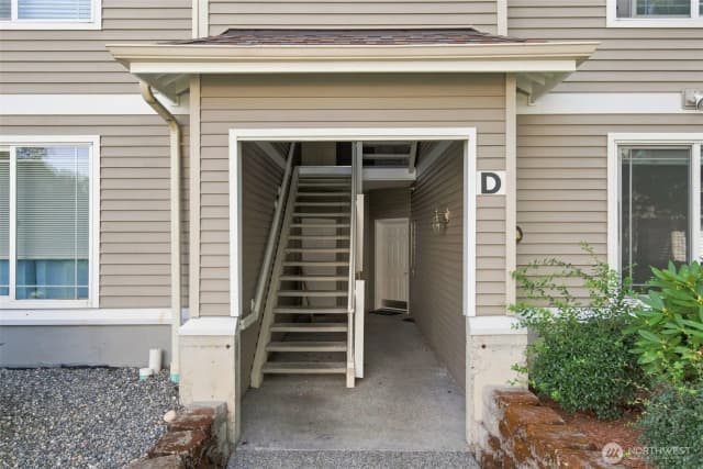 Property photo for 10025 9th Avenue W #d102, Everett photo 2