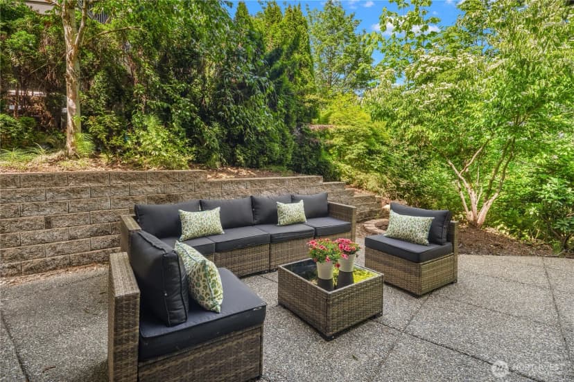 Property photo for 2534 Nw Stoney Creek Drive, Issaquah photo 32
