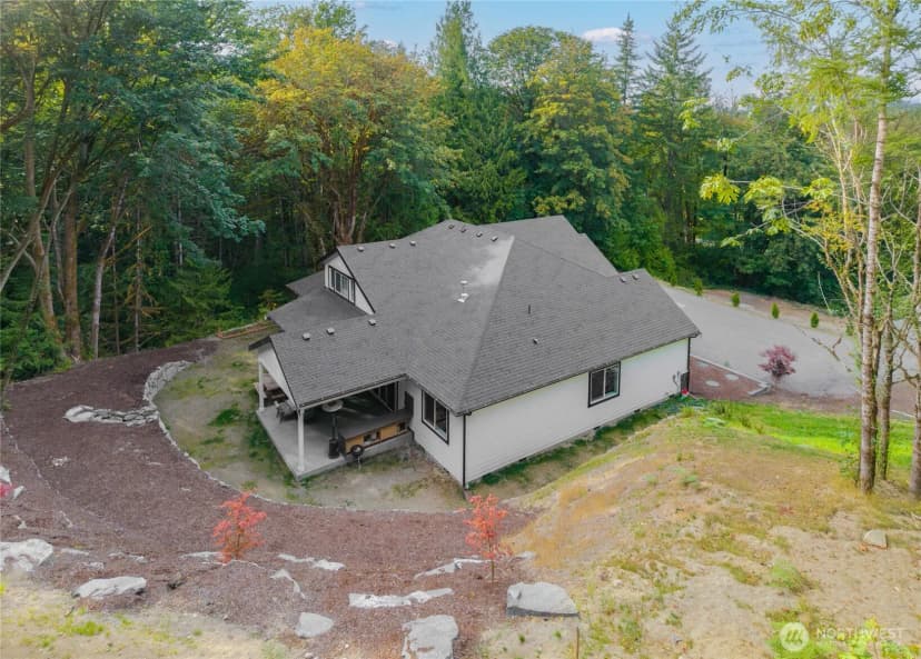 Property photo for 5070 Se Mullenix Road, Port Orchard photo 38