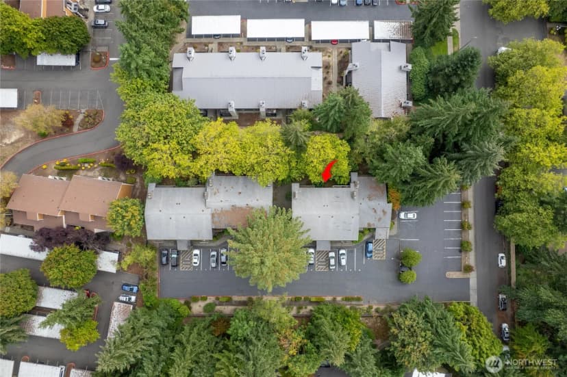 Property photo for 14620 Ne 35th Street #105, Bellevue photo 38