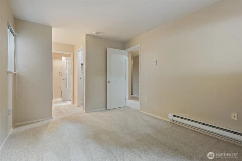 Property photo for 14620 Ne 35th Street #105, Bellevue photo 18
