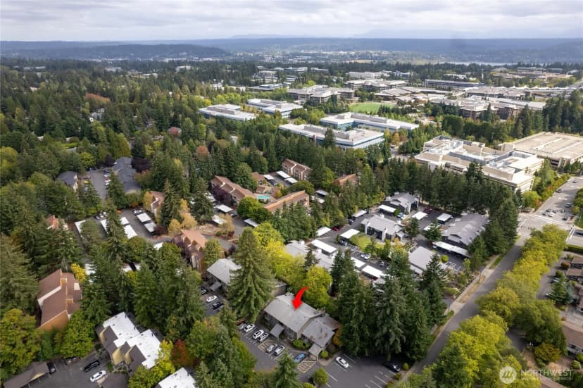Property photo for 14620 Ne 35th Street #105, Bellevue photo 37