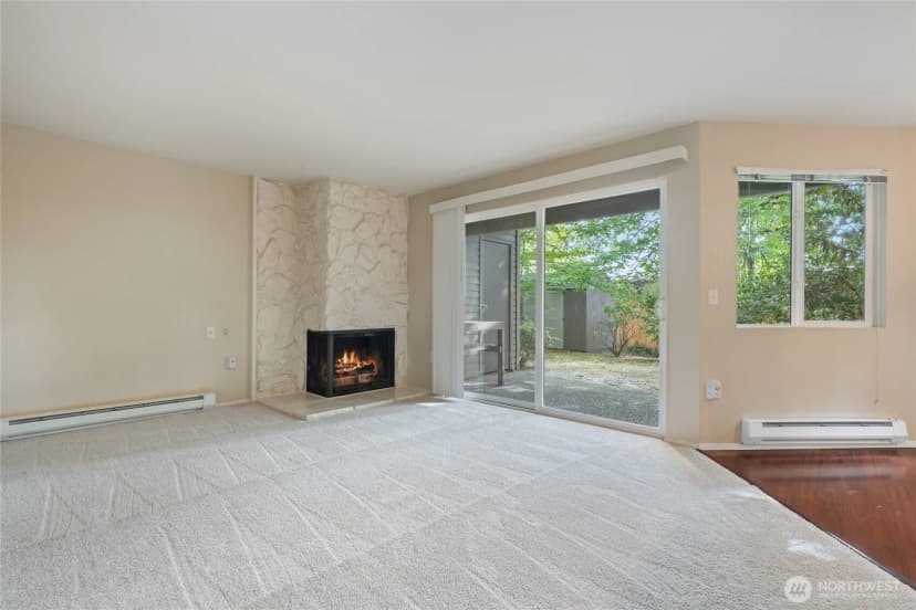 Property photo for 14620 Ne 35th Street #105, Bellevue photo 3