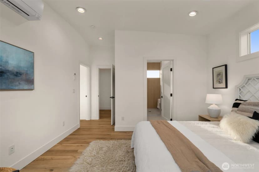 Property photo for 9251 Palatine Avenue N, Seattle photo 25