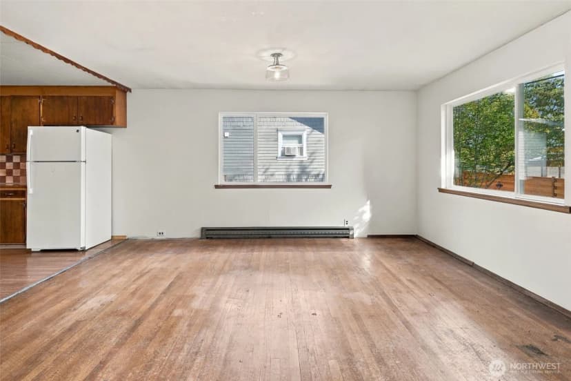 Property photo for 9555 College Way N, Seattle photo 9