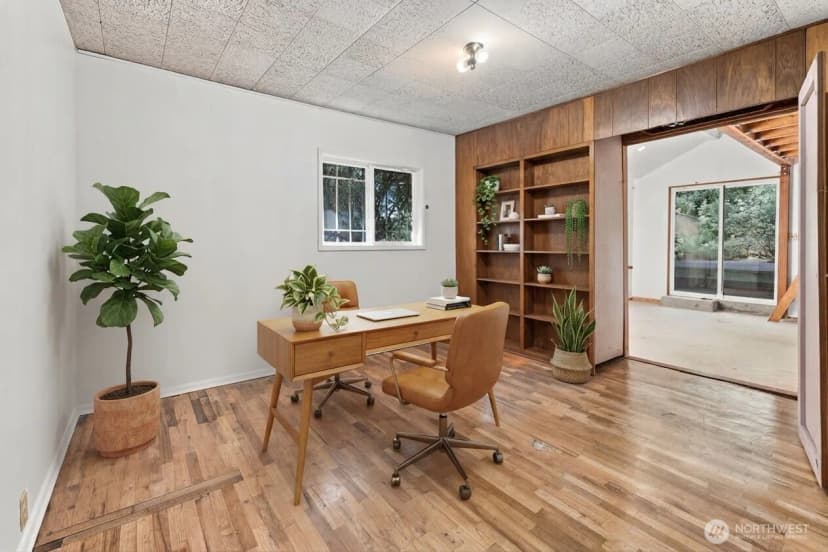 Property photo for 9555 College Way N, Seattle photo 18