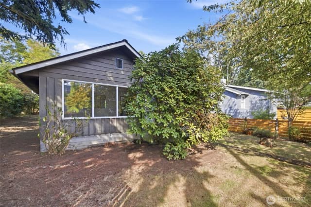 Property photo for 9555 College Way N, Seattle