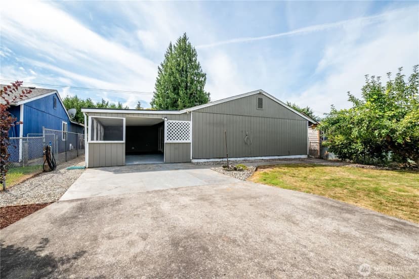 Property photo for 3612 Ocean Beach Highway, Longview photo 23