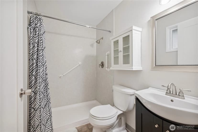 Property photo for 3612 Ocean Beach Highway, Longview photo 14