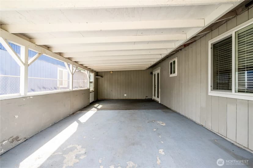 Property photo for 3612 Ocean Beach Highway, Longview photo 20