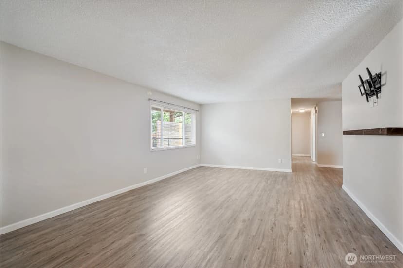 Property photo for 3612 Ocean Beach Highway, Longview photo 3