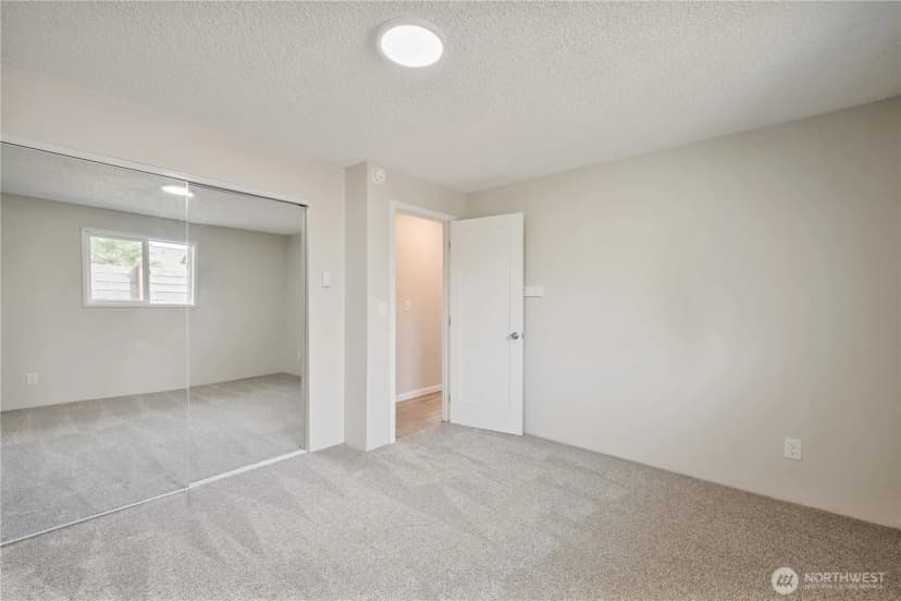 Property photo for 3612 Ocean Beach Highway, Longview photo 18