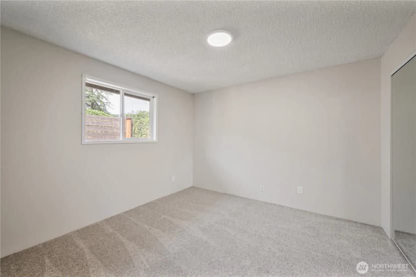 Property photo for 3612 Ocean Beach Highway, Longview photo 17