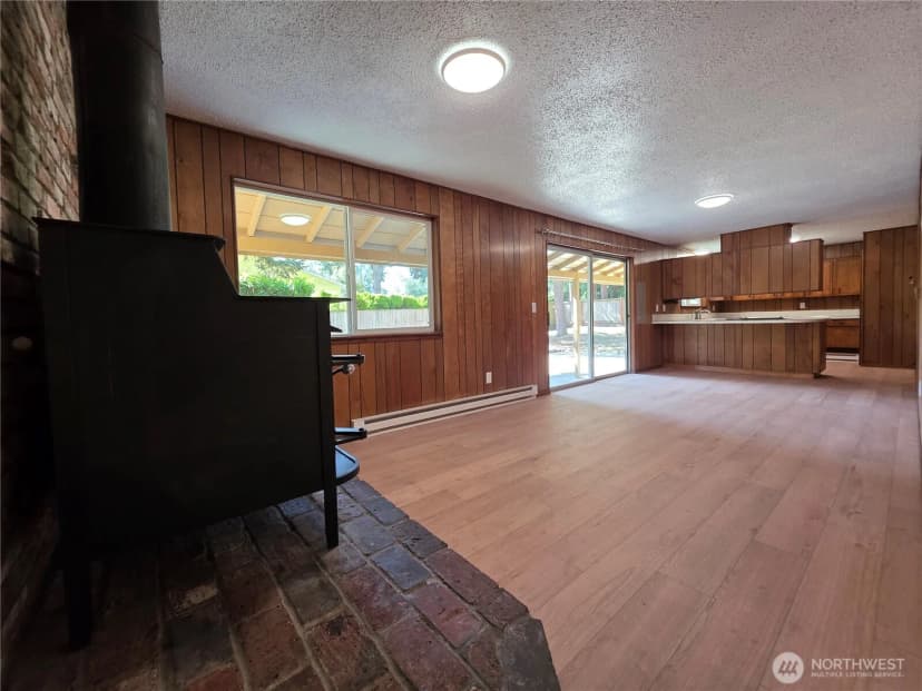 Property photo for 2407 106th Avenue E, Edgewood photo 6