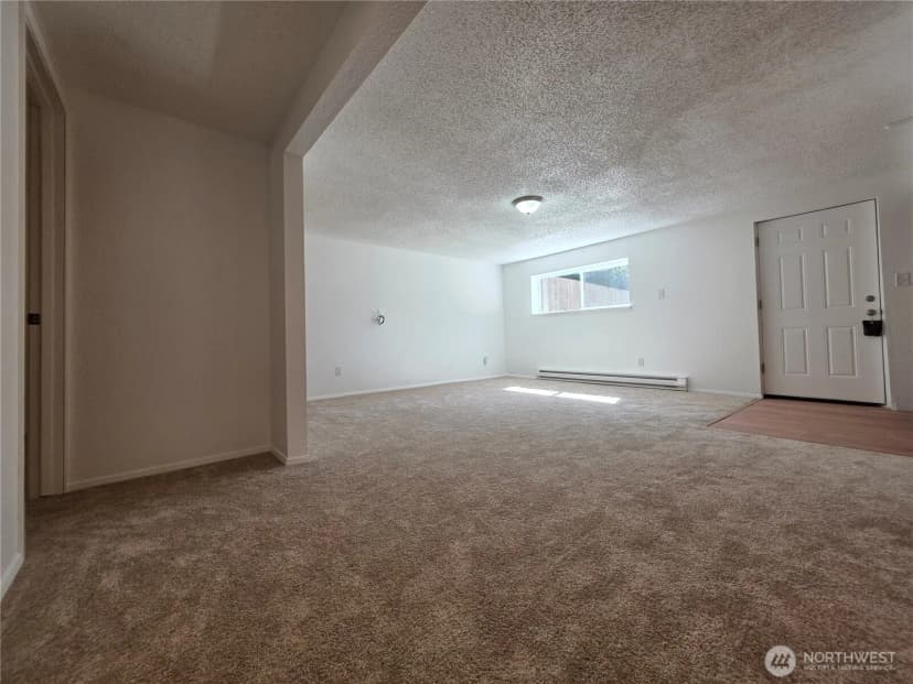 Property photo for 2407 106th Avenue E, Edgewood photo 15